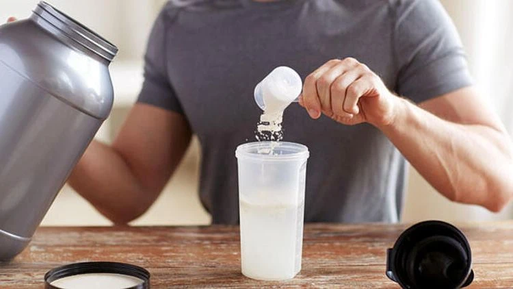 Protein tozu kullanmak zararlı mı? Protein tozu zararları neler?